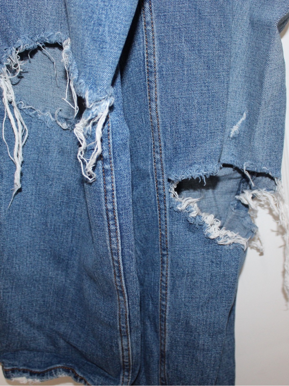 Abercrombie & Fitch Light Blue Straight-Leg Jeans - Picture 4 of 6